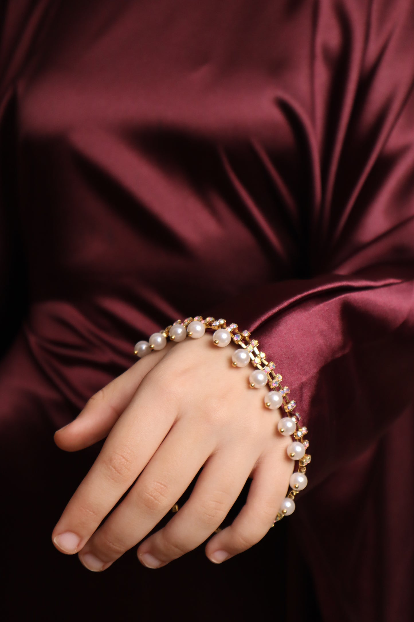 Éclipse Abaya | butterfly cut.