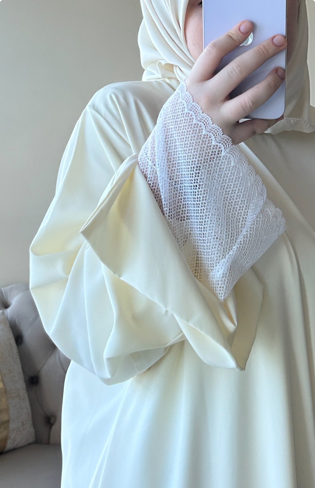 Nocturne Abaya | Off white.